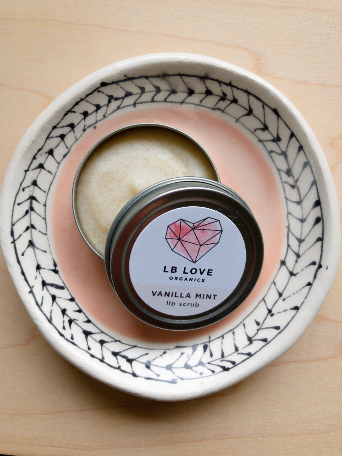 LB Love Organics sugar lip scrub lip polish Vanilla Mint dry sensitive treatment lips